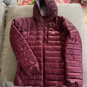 Worn once on vacation.  Beautiful plum color which is all the rage this season.